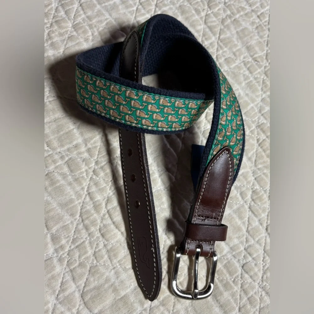 Vineyard Vines Boy’s Blue Green Whale Cotton Canvas Belt w/ Leather Tabs Size 26